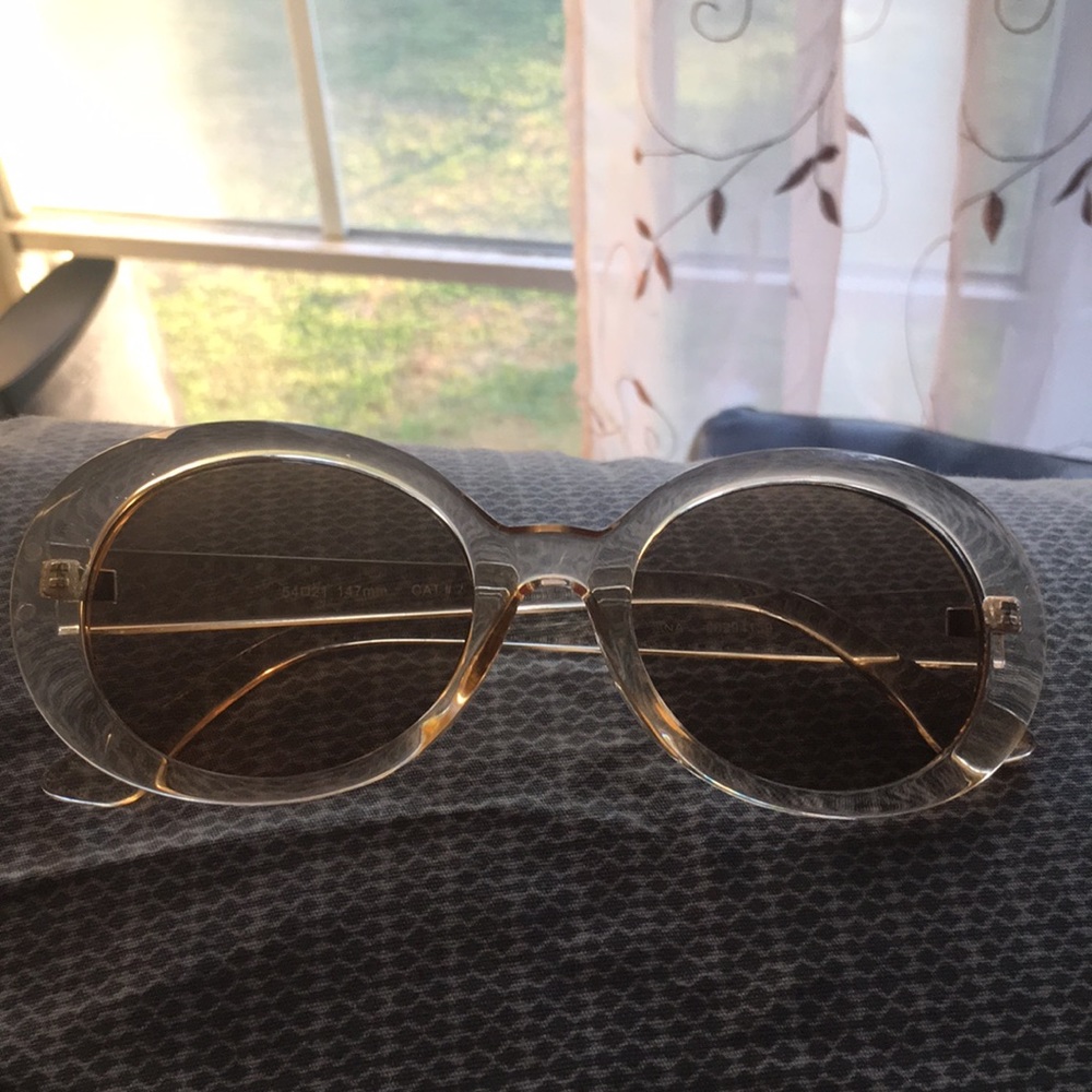 Sun glasses